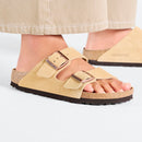 BIRKENSTOCK Birkenstock Arizona Latte Cream Suede Women's Regular