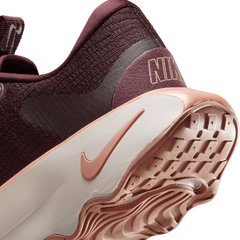 Nike Motiva Walking Shoes Women's  6