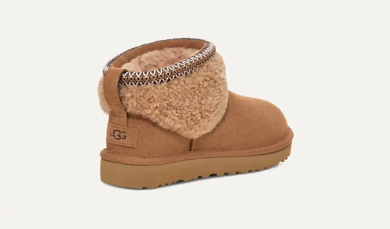 UGG Classic Ultra Mini Maxi Curly Chestnut Women's 4