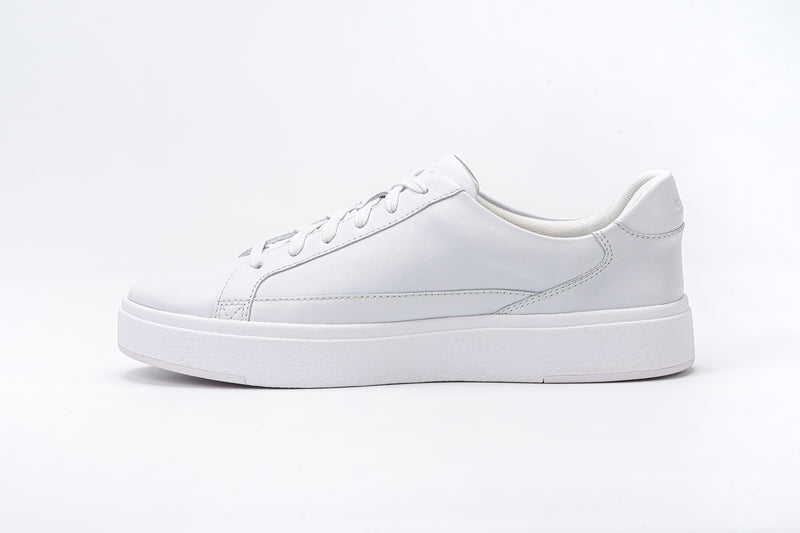 Kizik Vegas Ivory White Leather Hands Free Slip On Shoe 4Sizes Are unisex- 5 Men's=6.5 Women's  First Size listed is Men's Size/ Second Size Listed is Women's 3