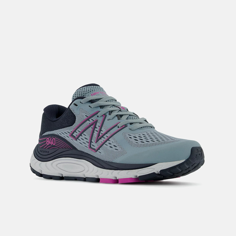 New Balance 840v5 Cyclone with eclipse and magenta pop Women's